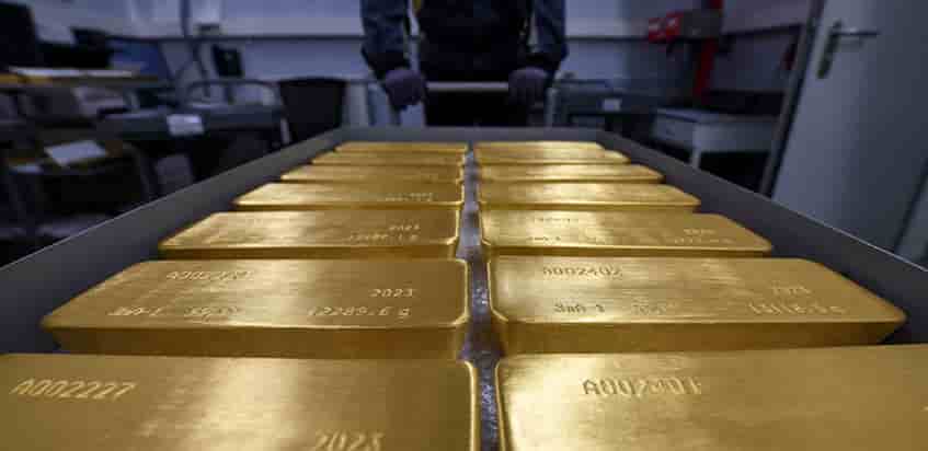 تعلل قیمت طلا در 2000 دلار